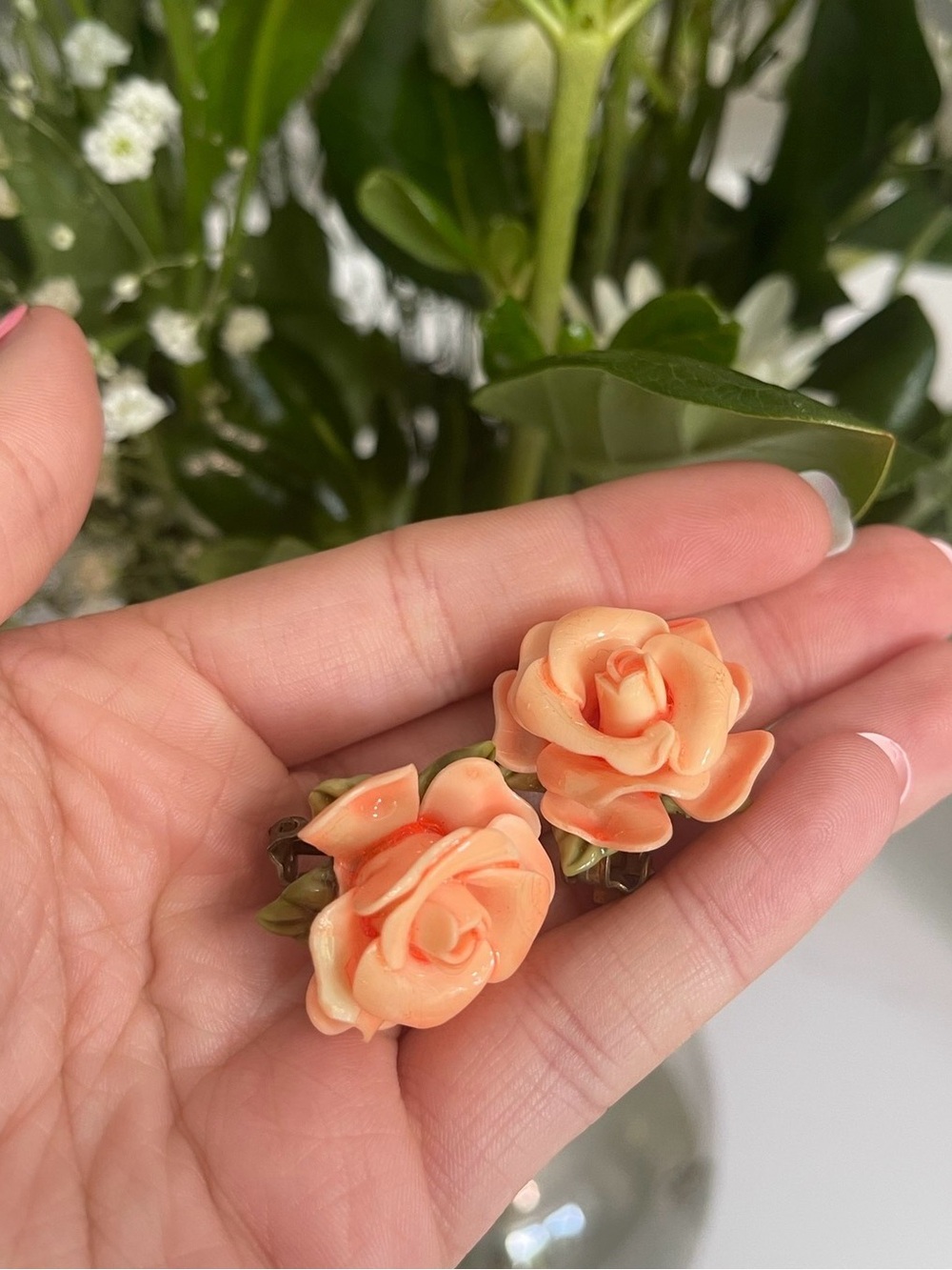 Vintage sculpted peach colored rose shaped clip-on earrings